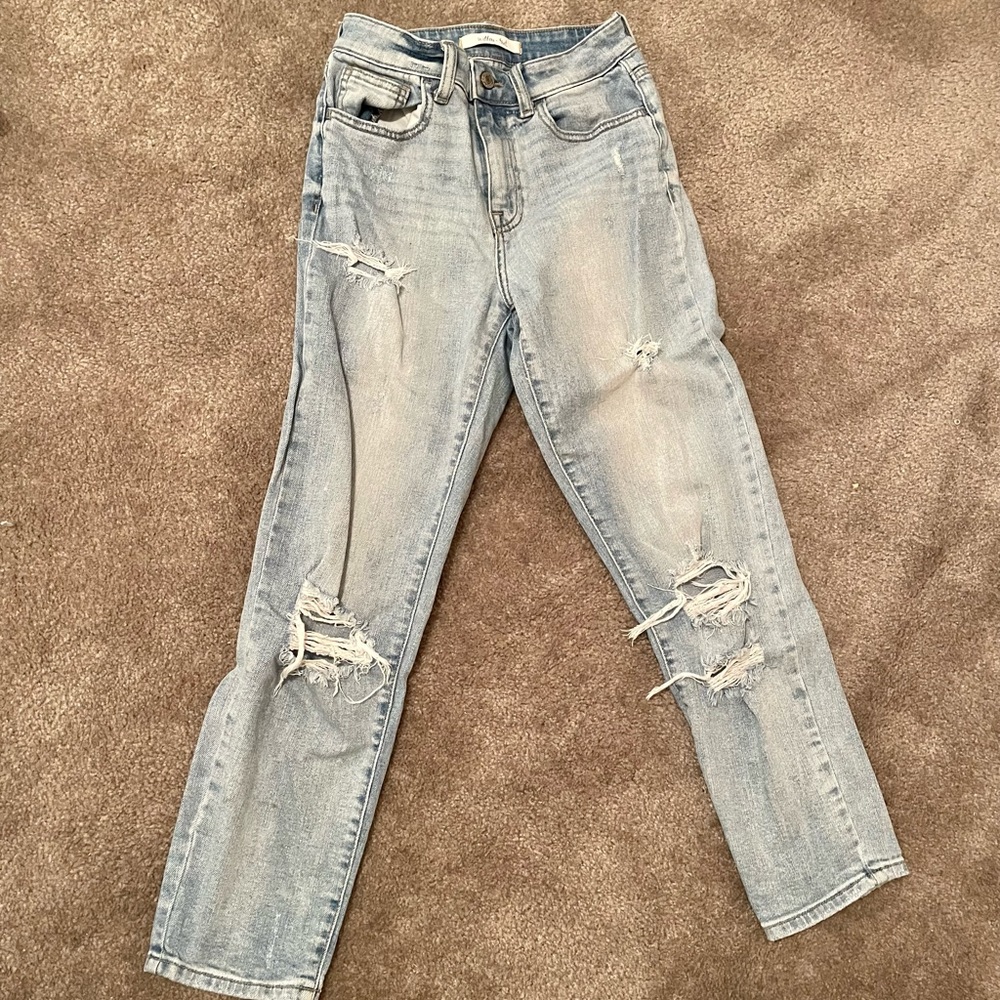 Buckle jeans